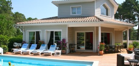 G0253 Modern house with wonderful pool area and terrace