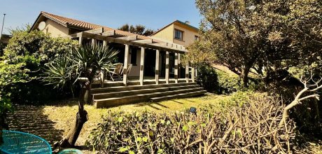 G0116 Maison contemporaine entièrement renouvelée en face des dunes