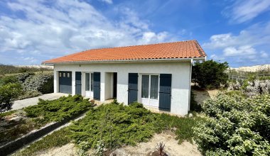 G0123 Haus auf der Düne