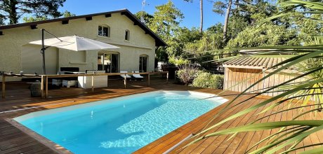 A0042 Ferienhaus mit beheiztem Pool und Gästehaus ein paar Schritte vom Buchtstrand