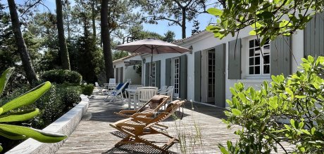 A0386 Spanish country house with a wonderful terrace and amazing bay views